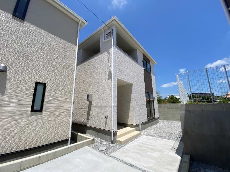 New 4LDK House for Sale in Ginowan, Okinawa - 96.78 sqm - Thumbnail 2