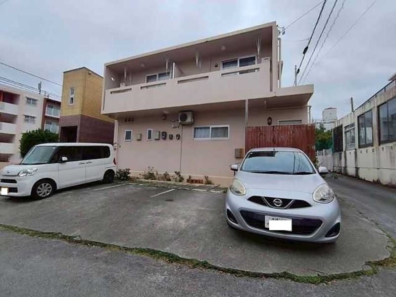 2LDK Apartment for Rent in Ginowan City, Okinawa - Thumbnail 2