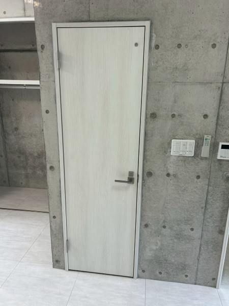 Modern 1R Apartment with Free Internet & Parking in Nakagusuku - Thumbnail 3