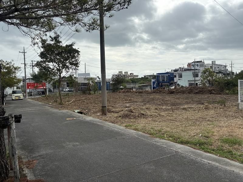 Rental Land in Nakanmine, Uruma City for Parking and Storage - Thumbnail 3