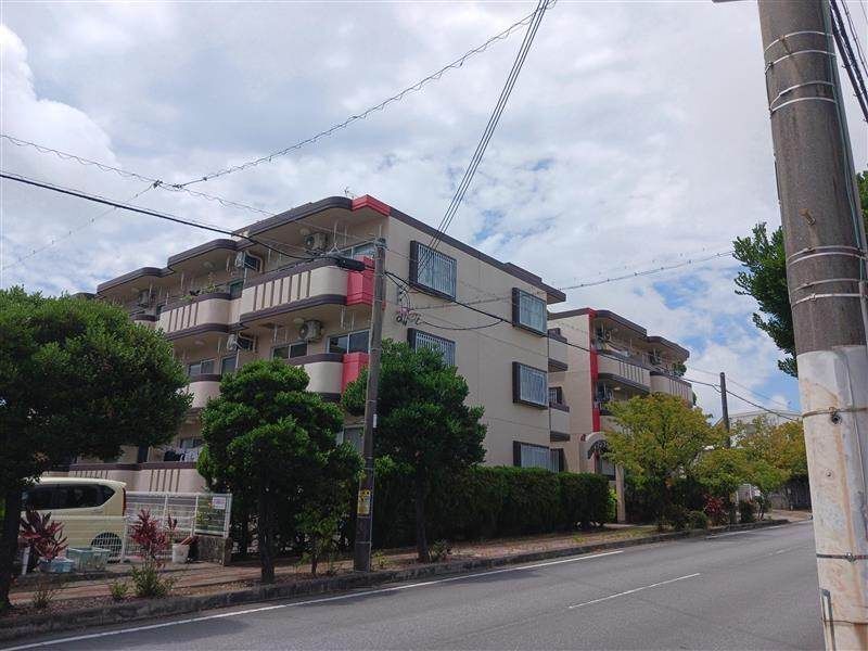 2DK Apartment for Rent in Akamichi, Uruma City, Okinawa - Thumbnail 4