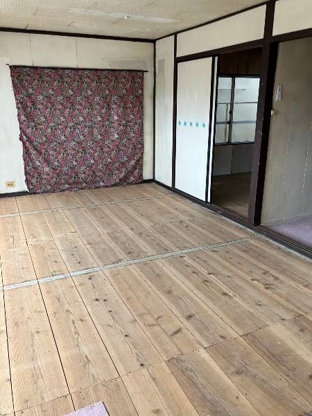 2DK Apartment for Rent in Misato, Okinawa City - 32,000 Yen - Thumbnail 2