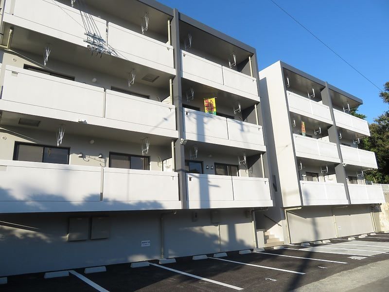 New 2025 2LDK Apartment for Rent in Nakagusuku Village, Okinawa - Thumbnail 2