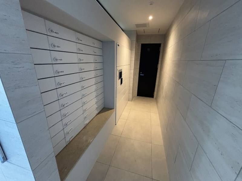 New 2LDK Apartment with Ocean Views in Chatan, Okinawa - Thumbnail 3