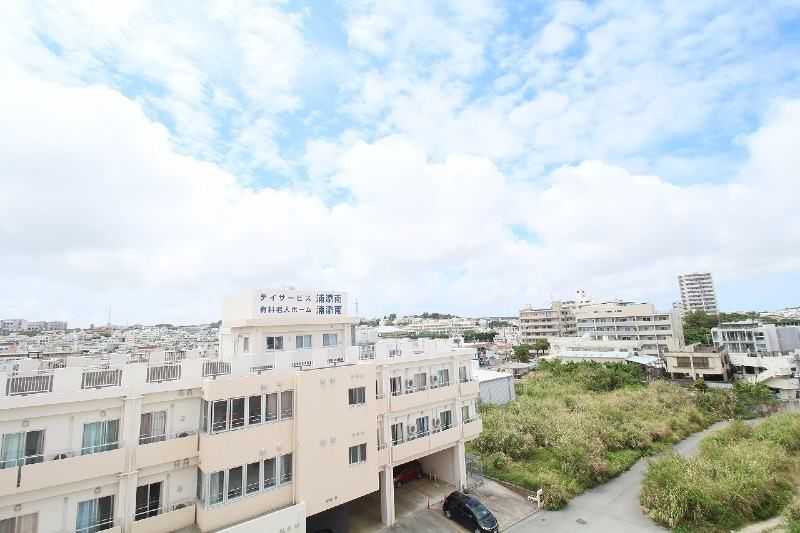 DOLCE VITA 1K Apartment for Rent in Urasoe, Okinawa - Thumbnail 3