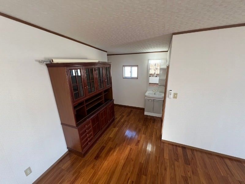 7LDK Rental House in Uruma, Okinawa | Pet Friendly, 3 Parking - Main Image