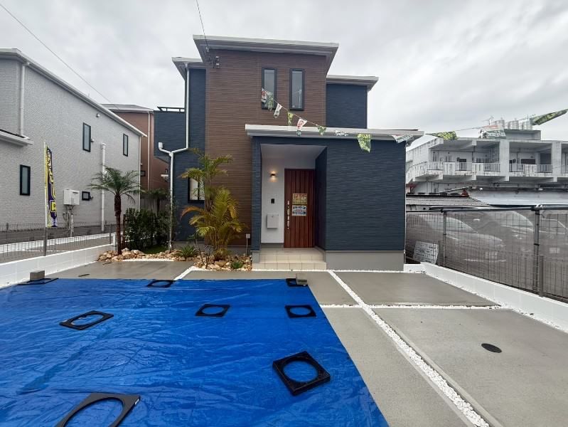New 3LDK House for Sale in Uruma City, Okinawa - Thumbnail 2