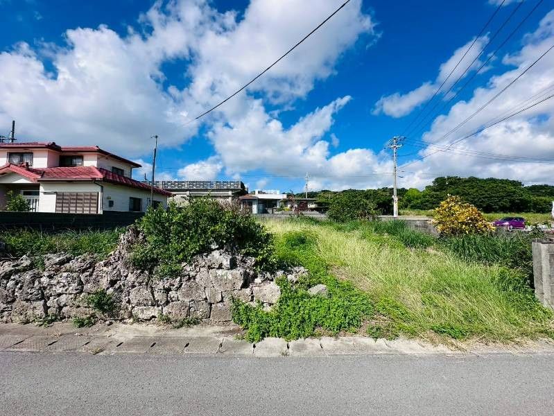Land for Sale in Konahaku, Itoman City, Okinawa - 318 sqm Plot - Thumbnail 4