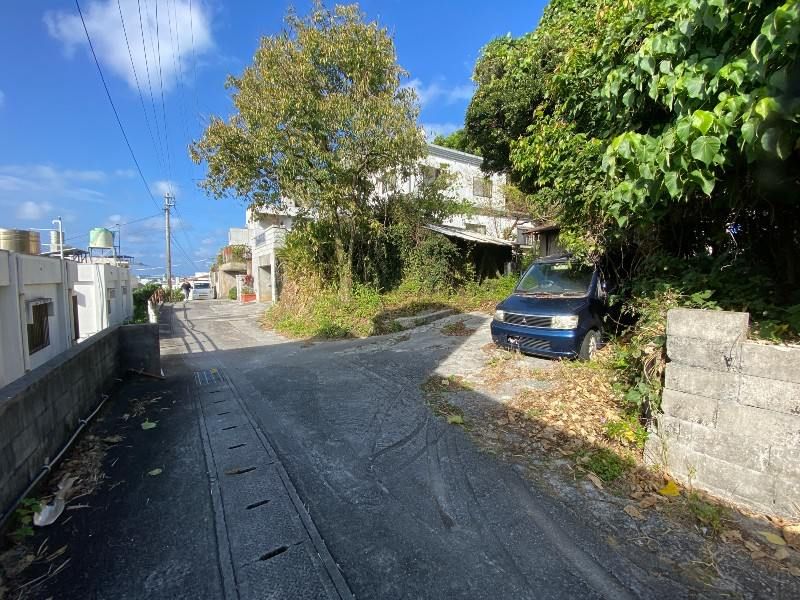 664 sqm Land for Sale in Gahana, Tomigusuku, Okinawa - Thumbnail 3