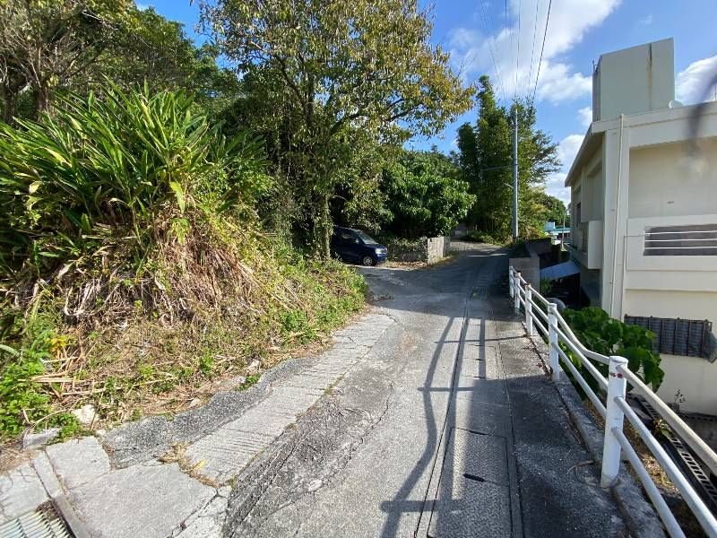 664 sqm Land for Sale in Gahana, Tomigusuku, Okinawa - Thumbnail 2