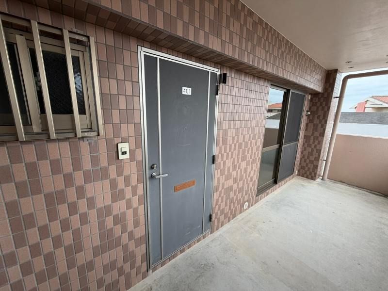 3LDK Apartment for Rent in Naha, Okinawa near Akamine Station - Thumbnail 4