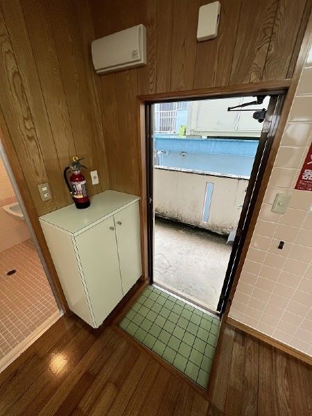 2DK Apartment for Rent in Chatan Town, Okinawa - Thumbnail 4