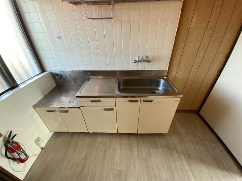 1K Apartment for Rent in Nakagusuku Village, Okinawa with Free Parking - Thumbnail 4