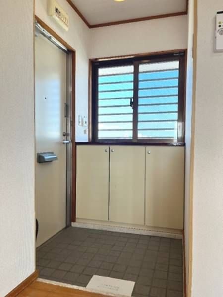 2LDK Apartment for Rent in Urasoe, Okinawa - No Deposit - Thumbnail 4