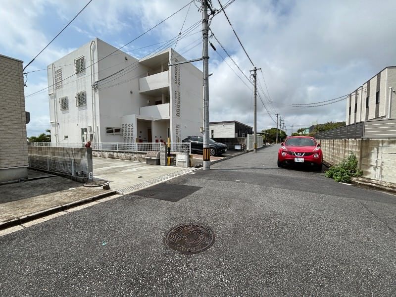 Land with House for Sale in Tsukishiro, Nanjo City, Okinawa - Thumbnail 2