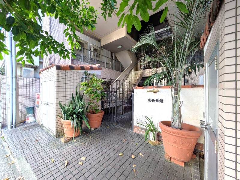 Renovated 2LDK Apartment near Asahibashi Station, Naha - Thumbnail 3