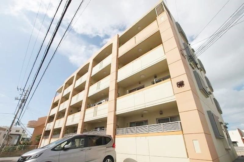 2LDK Apartment for Rent in Ginowan, Okinawa - 58.33 sqm - Thumbnail 2