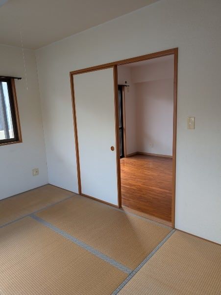 Hop 2DK Apartment for Rent in Ginowan, Okinawa - Thumbnail 4