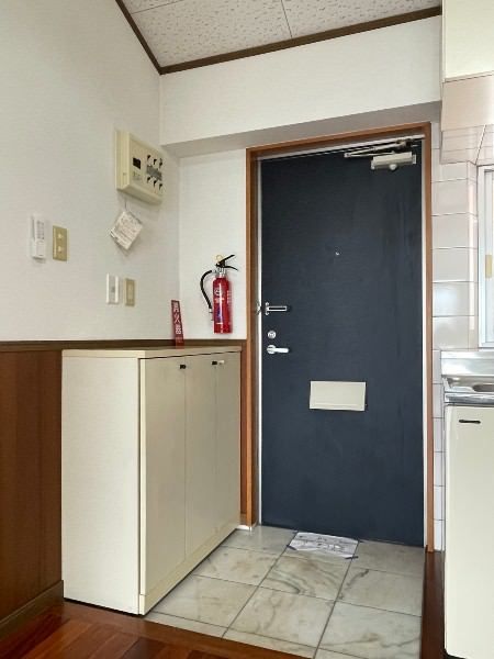 2DK Apartment for Rent in Tomigusuku, Okinawa - Thumbnail 4