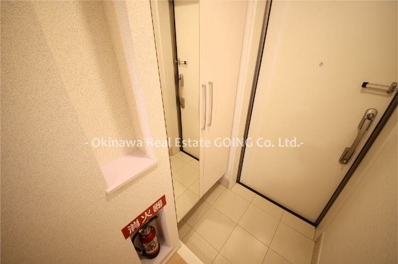 New 2LDK Apartment for Rent in Okinawa City with Pet-Friendly Policy - Thumbnail 4