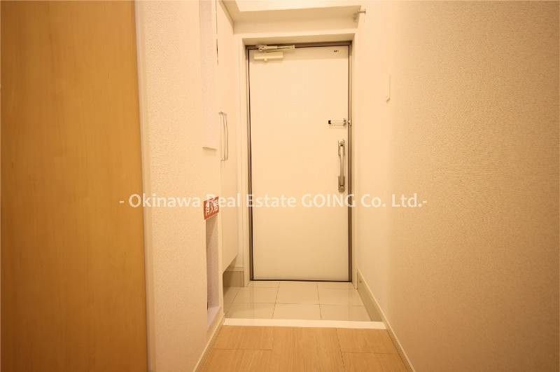 New 2LDK Apartment for Rent in Okinawa City with Pet-Friendly Policy - Thumbnail 3