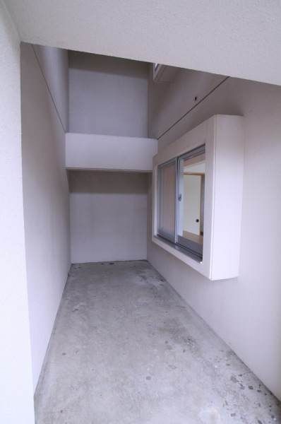 New Century 2LDK Apartment for Rent in Ginowan, Okinawa - Thumbnail 4