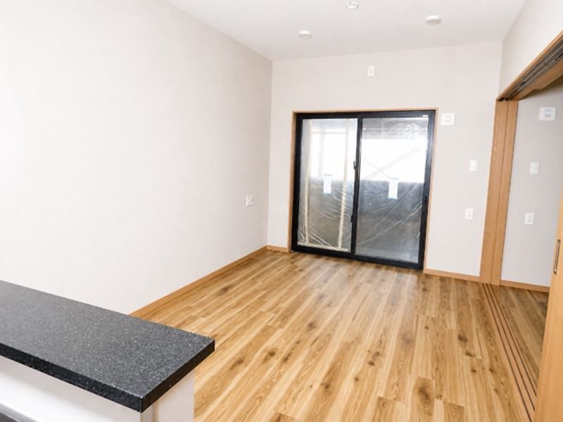 New 2LDK Apartment for Rent in Yonabaru, Okinawa - Thumbnail 3