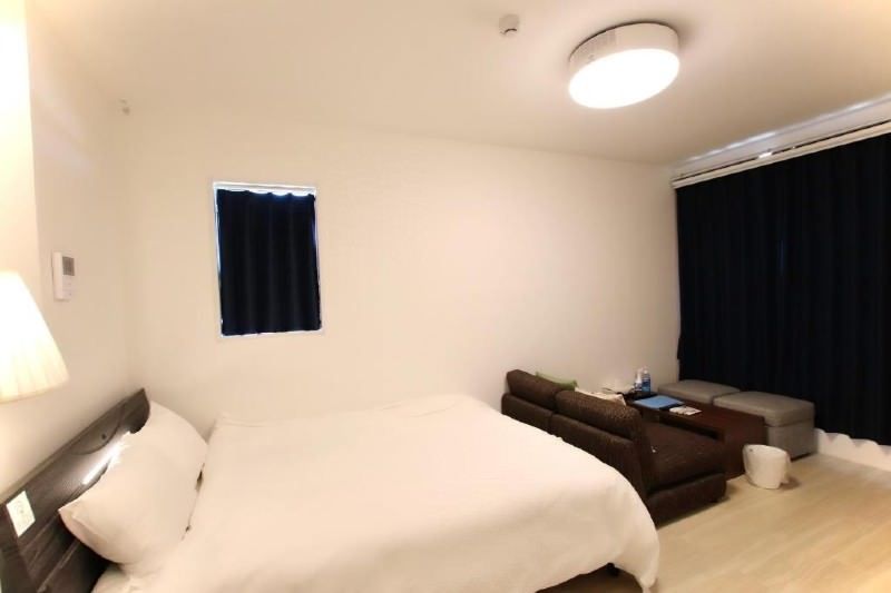 Entire Furnished Building for Rent in Miyakojima, Okinawa - Thumbnail 4