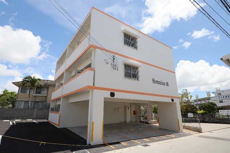 Remains Megumi 1K Apartment for Rent in Naha, Okinawa - Thumbnail 2