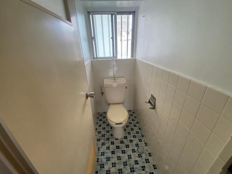 3DK Apartment for Rent in Yonabaru Town, Okinawa - Thumbnail 3