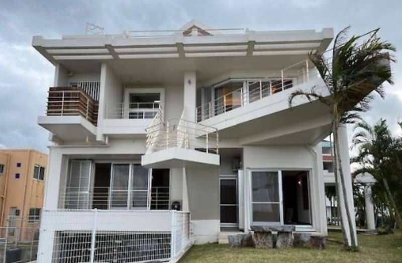 4-Story 3LDK House with Sea View & Large Land in Yomitan - Thumbnail 4