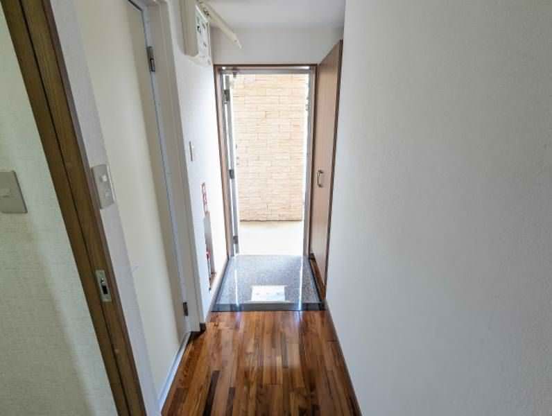 2LDK Apartment for Rent in Onaga, Tomigusuki - ¥75,000 - Thumbnail 3