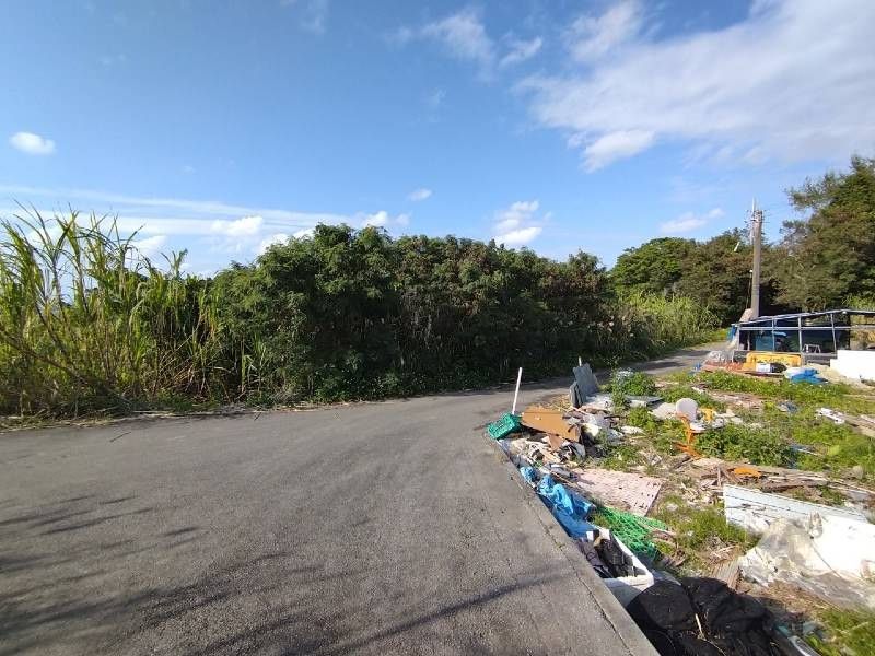 Agricultural Land for Sale in Yaese Town, Okinawa - 412.9 Tsubo - Thumbnail 3