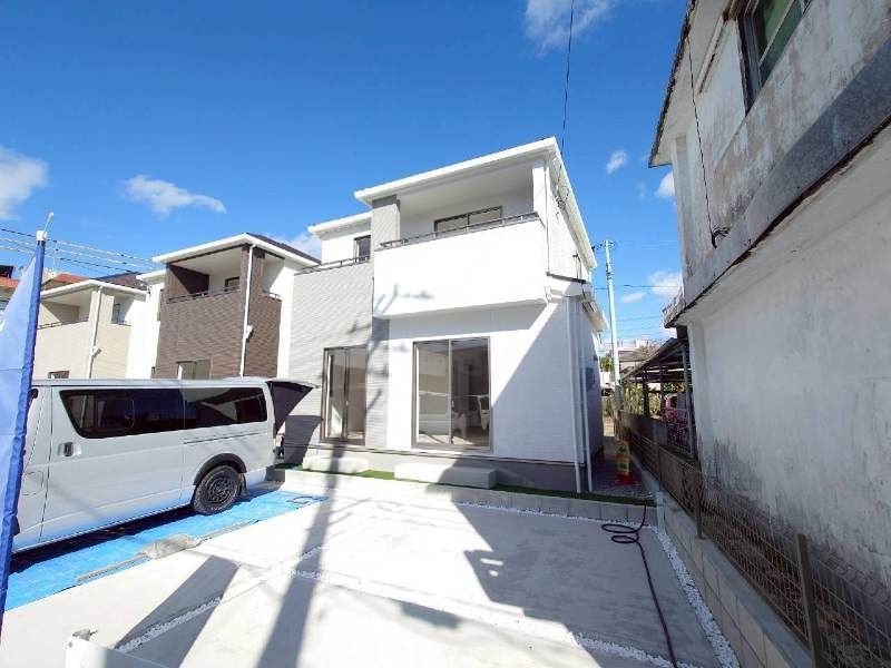 New 4LDK Wooden House for Sale in Okinawa City, Chibana - Thumbnail 3