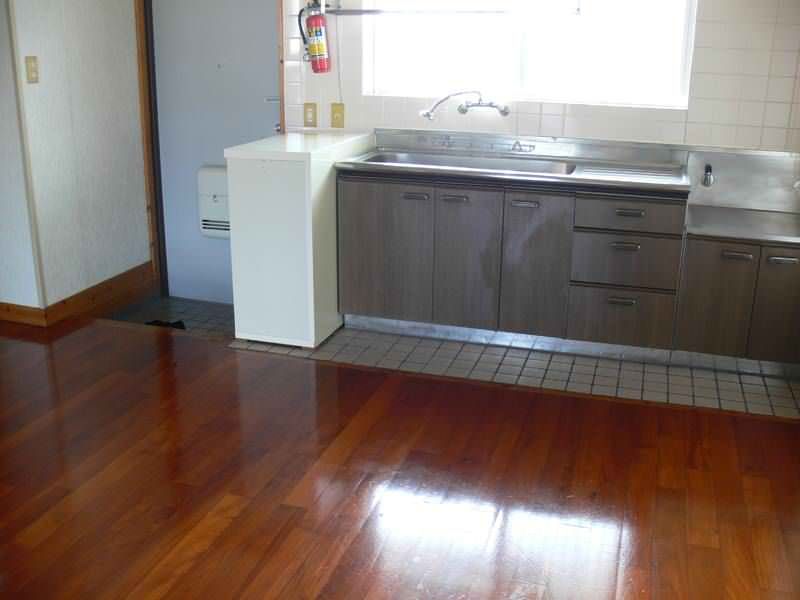 Kamiyama Mansion 3LDK Rental Apartment in Nago City, Okinawa - Thumbnail 4