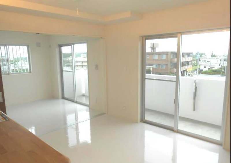 Makana Terrace 2LDK Apartment for Rent in Uruma, Okinawa - Thumbnail 3