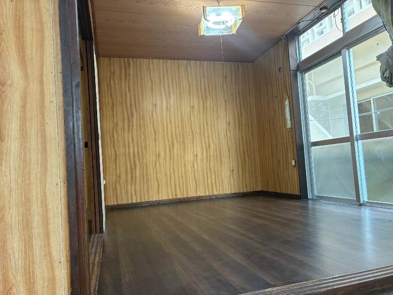 Renovated 2DK Apartment in Itoman, Okinawa for Rent - Thumbnail 3