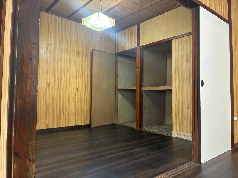 Renovated 2DK Apartment in Itoman, Okinawa for Rent - Thumbnail 4