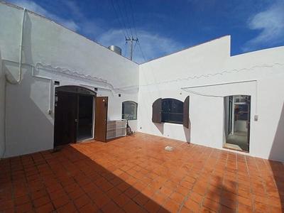 2LDK House for Sale in Onna Village, Okinawa — Image 1, Onna, Okinawa