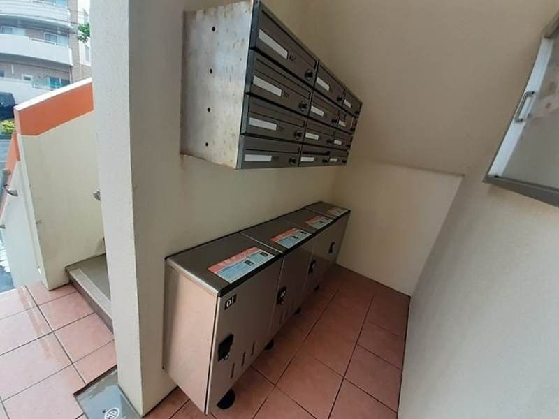 Modern 1LDK Apartment for Rent in Chatan, Okinawa - Thumbnail 4