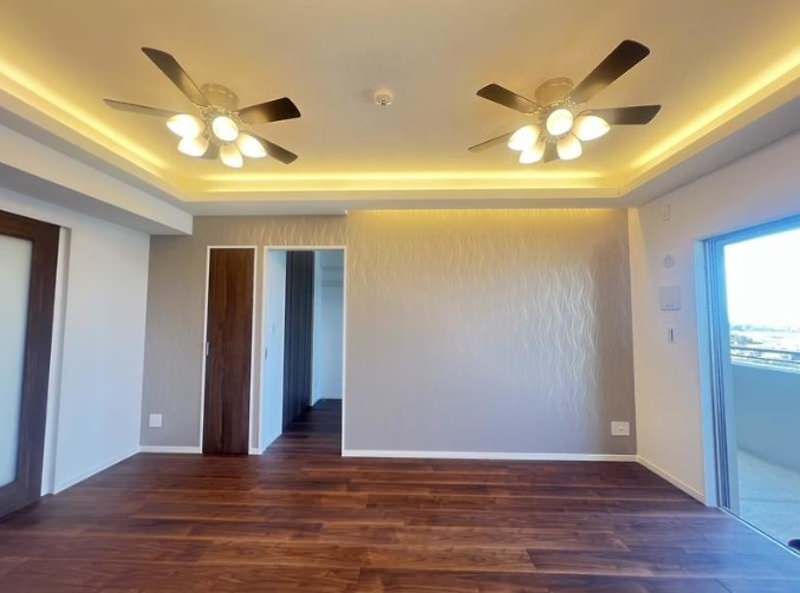 Modern 2LDK Apartment for Rent in Tomigusuku, Okinawa with Ocean View - Thumbnail 4