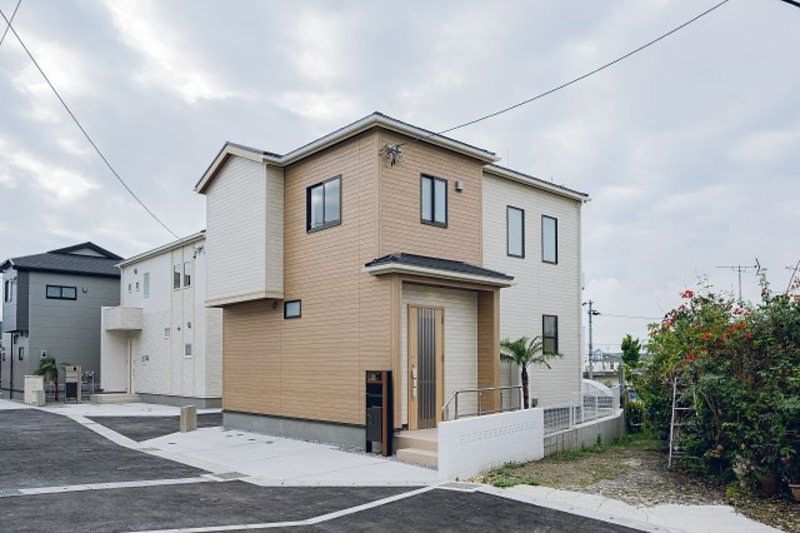 New 3LDK House for Sale in Tomigusuku, Okinawa - 2026 Completion - Thumbnail 2