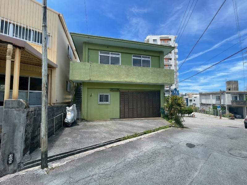 Leasehold 2-Story RC Building with Shop & 2DK Residence in Naha - Thumbnail 4