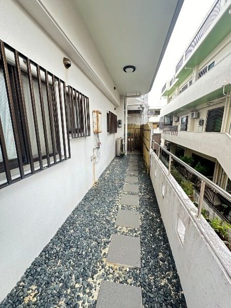 4LDK Apartment for Sale in Naha City, Okinawa - Thumbnail 2