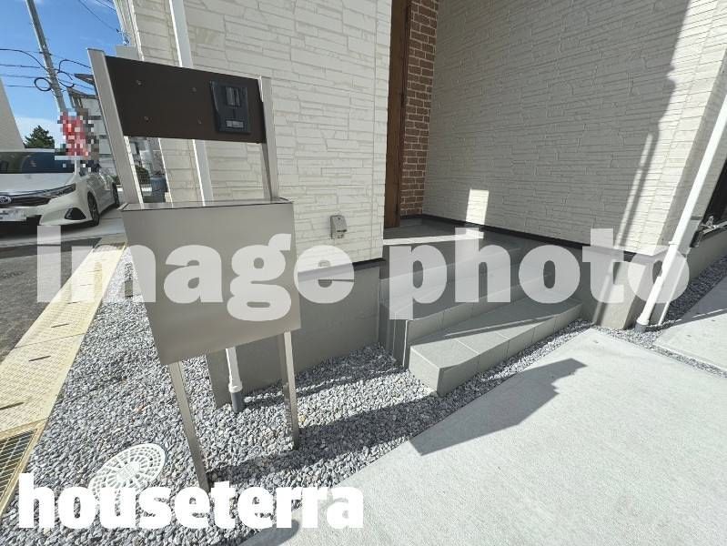 New 2025 3LDK House with Walk-in Closet in Uruma, Okinawa - Thumbnail 4