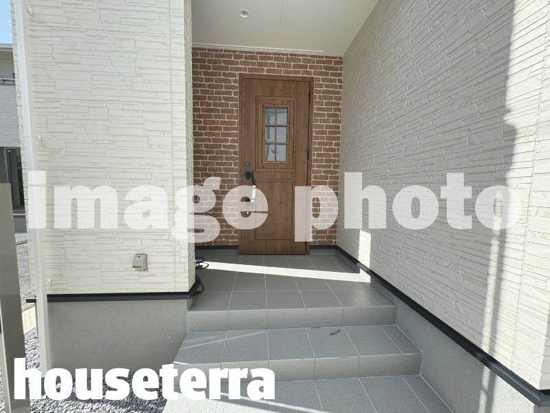 New 2025 3LDK House with Walk-in Closet in Uruma, Okinawa - Thumbnail 3