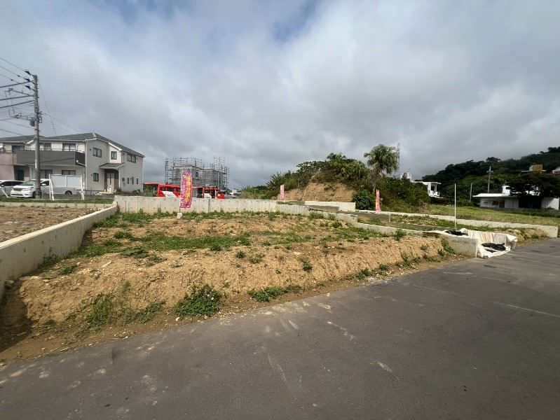 133.7 sqm Residential Land for Sale in Awabaru, Itoman, Okinawa - Thumbnail 2