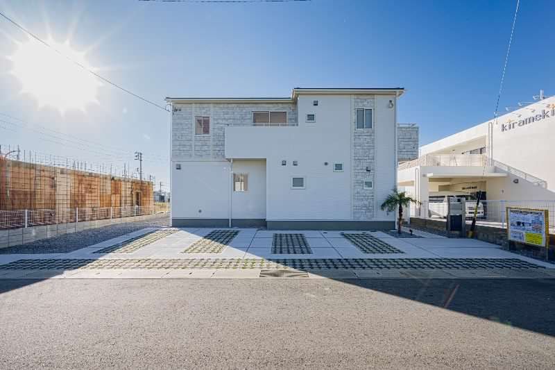 New 4LDK House for Sale in Yomitan, Okinawa - Beach Proximity - Thumbnail 4