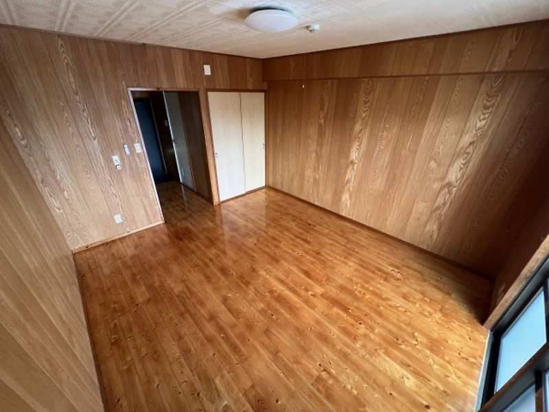 1K Apartment for Rent in Ginowan, Okinawa - 33,000 Yen - Thumbnail 4