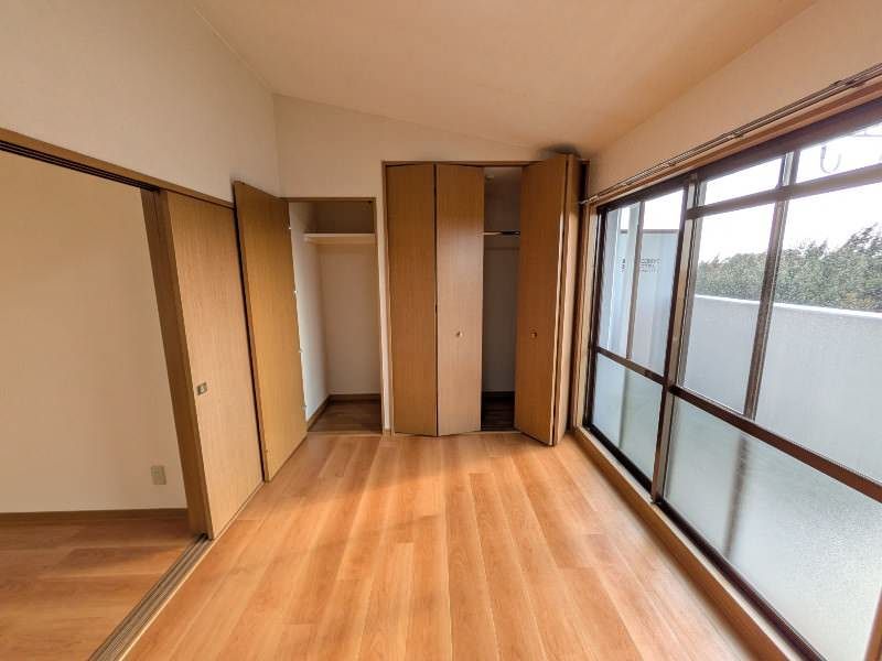 Southern Cross 3LDK Apartment for Rent in Naha, Okinawa - Thumbnail 2